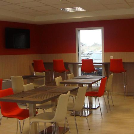 The Originals Access, Hotel Cholet Gare Εξωτερικό φωτογραφία