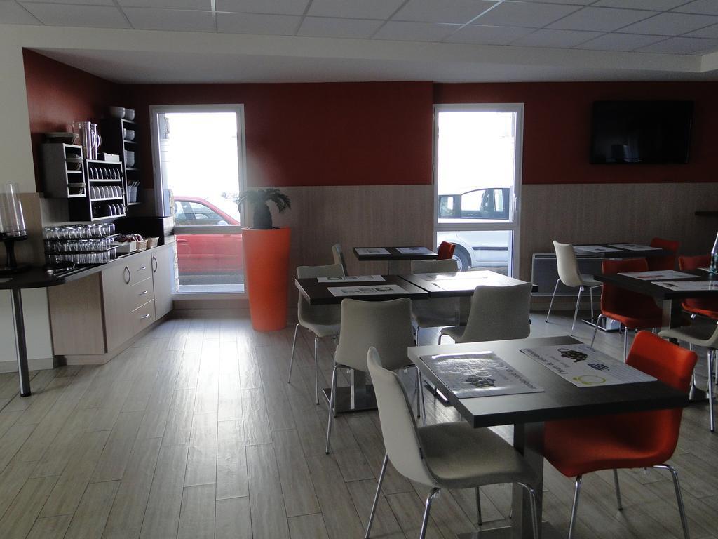 The Originals Access, Hotel Cholet Gare Εξωτερικό φωτογραφία